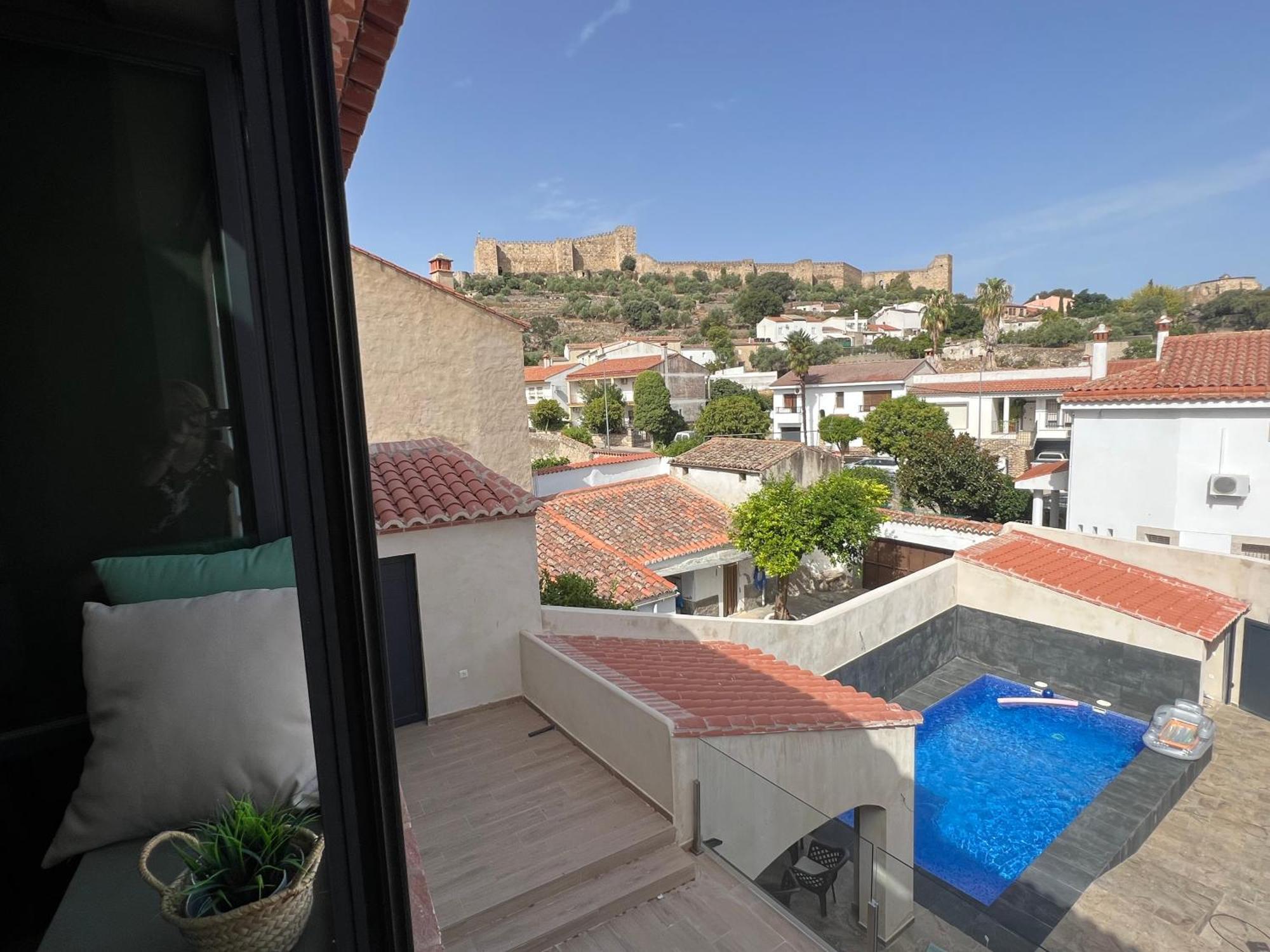 Grupo Garcia De Paredes Apartamentos Turisticos Trujillo Exterior foto